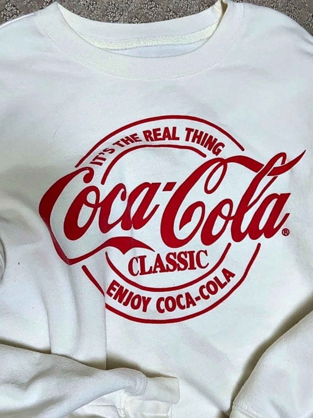 Coca-Cola Classic Graphic Sweatshirt White & Red Medium